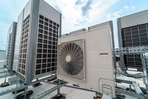 Gas furnace cabinet with vents
